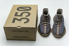 Picture of Yeezy 350 V2 _SKUfc4209675fc